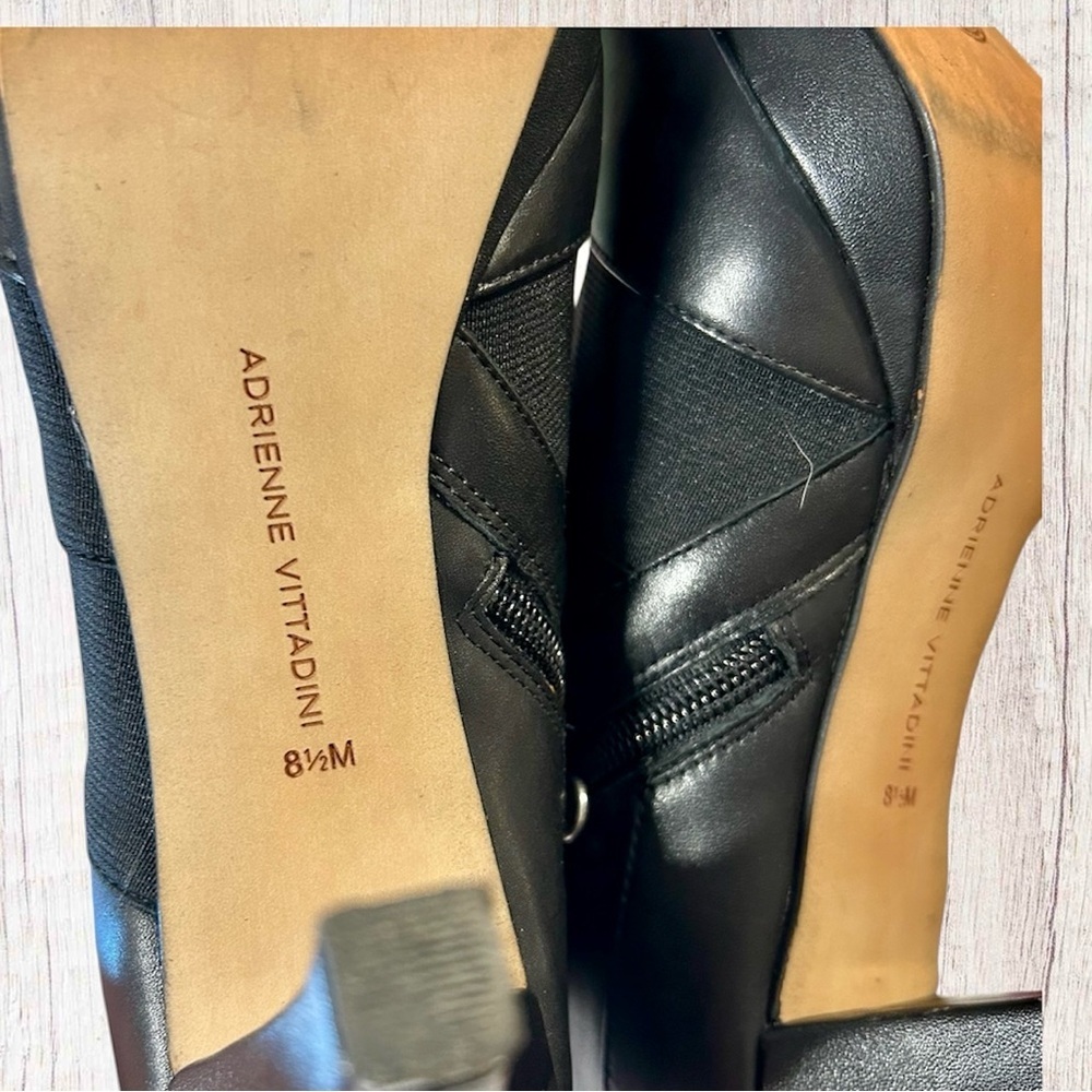 Adrienne Vittadini Black Stretch Panel Ankle Bootie Side zip Heels. Size 8.5 - Picture 6 of 9